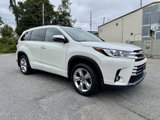 Used 2018 Toyota Highlander AWD V6 image 3