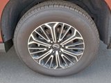 New 2025 Nissan Armada SL w/ Captain's Chari Seat Package image 5