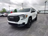 Used 2024 GMC Terrain SLE w/ Driver Convenience Package image 4