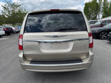 Used 2015 Chrysler Town & Country Touring image 5