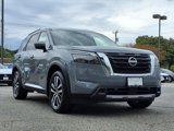 New 2025 Nissan Pathfinder Platinum image 2