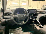 Used 2024 Toyota Camry SE image 4