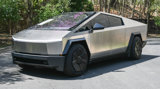 Used 2024 Tesla Cybertruck AWD Crew Cab image 3
