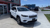 Used 2019 Jeep Cherokee Limited w/ Luxury Group image 3