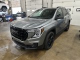Used 2023 GMC Terrain SLE w/ Driver Convenience Package image 3