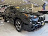 Used 2023 Toyota Highlander XLE image 3