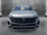 Used 2024 Volkswagen Atlas Cross Sport SE image 2