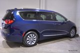 Used 2020 Chrysler Pacifica Limited image 4