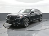 Used 2025 Volkswagen Atlas Cross Sport SEL Premium R-Line image 3