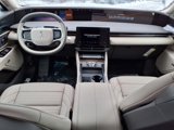 New 2025 Lincoln Nautilus Reserve w/ Jet Appearance Package image 5