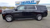 Used 2022 Chevrolet Suburban LT w/ Luxury Package image 5