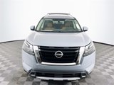 New 2025 Nissan Pathfinder Platinum image 3