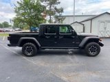 Certified 2023 Jeep Gladiator Rubicon w/ Cold Weather Group image 3
