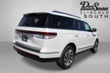 Used 2023 Lincoln Navigator Reserve image 5