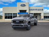 New 2025 Ford F350 4x4 Crew Cab DRW Super Duty image 2