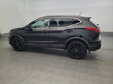 Used 2018 Nissan Rogue Sport SL w/ SL Premium Package image 3