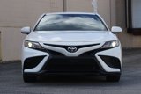 Used 2021 Toyota Camry SE image 2