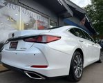 Used 2022 Lexus ES 350 image 3