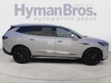Used 2023 Buick Enclave Essence w/ Sport Touring Edition image 4