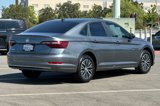 Used 2020 Volkswagen Jetta SE w/ SE Cold Weather Package image 4
