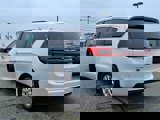Used 2021 Chrysler Pacifica Touring-L image 3
