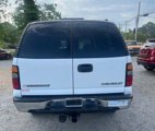 Used 2004 Chevrolet Suburban 4WD image 4