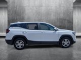 Used 2024 GMC Terrain SLE image 4