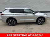New 2025 Mitsubishi Outlander SEL image 2