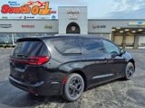 New 2025 Chrysler Pacifica Premium image 3