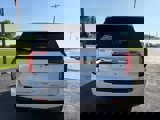 Used 2022 GMC Yukon XL SLT w/ SLT Premium Package image 6