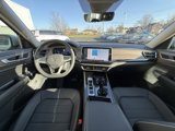 New 2025 Volkswagen Atlas SEL image 3