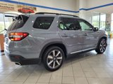 New 2025 Honda Pilot Touring image 4