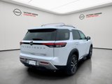 New 2025 Nissan Pathfinder Platinum image 6