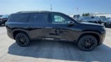 New 2026 Chevrolet Traverse LT w/ Midnight/Sport Edition image 3