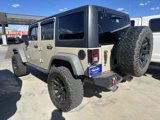 Used 2017 Jeep Wrangler Unlimited Rubicon image 4