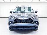 Used 2024 Toyota Highlander LE image 2