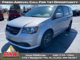 Used 2017 Dodge Grand Caravan SE image 4