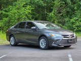Used 2015 Toyota Camry LE image 2