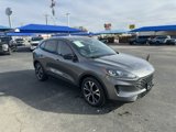 Used 2022 Ford Escape SE w/ SE Sport Appearance Package image 2