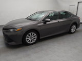 Used 2020 Toyota Camry LE image 2