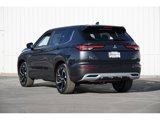 New 2025 Mitsubishi Outlander SE image 5