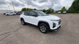New 2026 Chevrolet Equinox LT w/ LPO, Floor Liner Package image 2