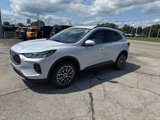 New 2025 Ford Escape SE image 3