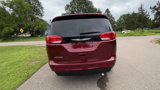 Used 2023 Chrysler Voyager LX image 5