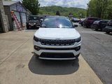 Used 2022 Jeep Compass Limited image 3