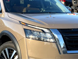 New 2025 Nissan Pathfinder Platinum image 2