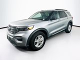 Used 2024 Ford Explorer XLT w/ Equipment Group 202A image 3