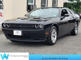 Used 2016 Dodge Challenger SXT image 3