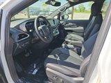 New 2025 Chrysler Pacifica Select image 6