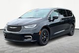 Used 2023 Chrysler Pacifica Touring-L image 2